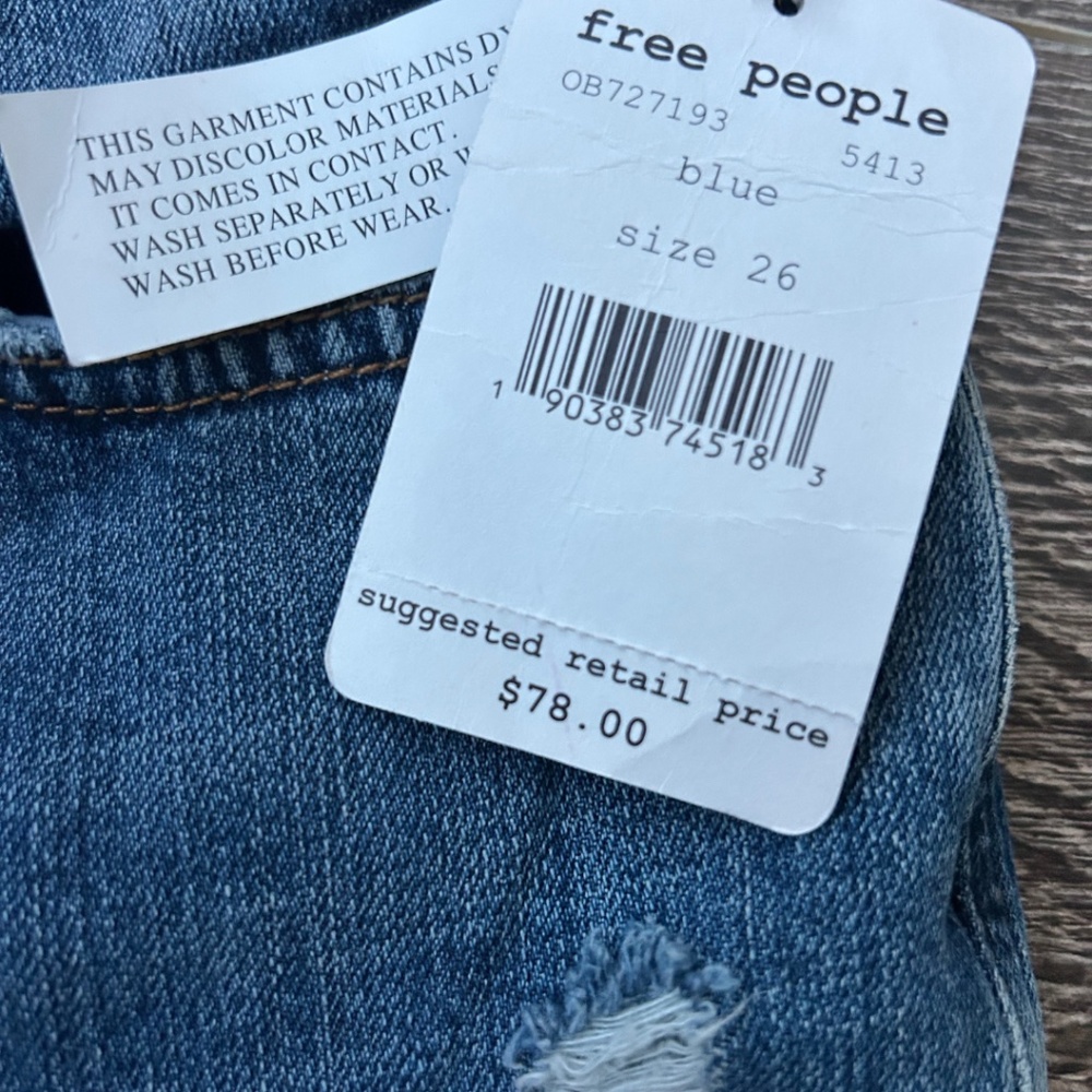 NWT Free People Distressed Button Fly Jeans Size 26 - Picture 8 of 10